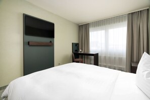 Standard Queensize Room | Private kitchen - b_smart hotel Schönenwerd (Schonenwerd)