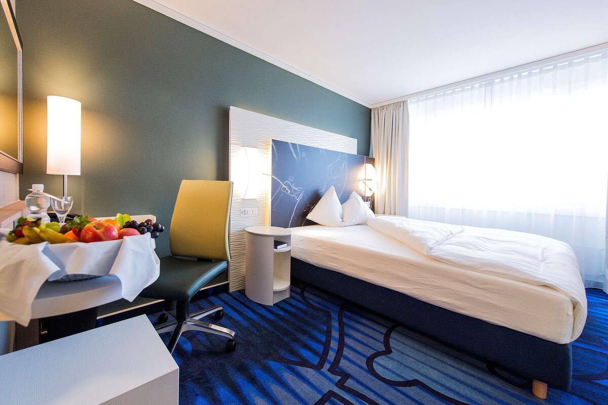Minibar, in-room safe, desk, blackout drapes