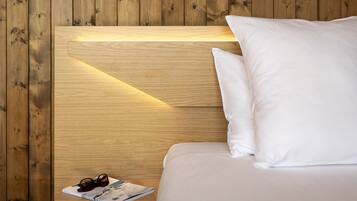 Bureau, rideaux occultants, chambres insonorisées, Wi-Fi gratuit