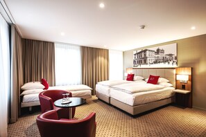 Triple Room | Premium bedding, down duvets, pillow-top beds, in-room safe