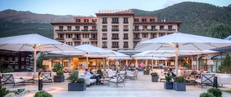 外观. 采尔马特霍夫大酒店