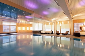 Sauna, Whirlpool, Dampfbad, Körperbehandlungen, Aromatherapie