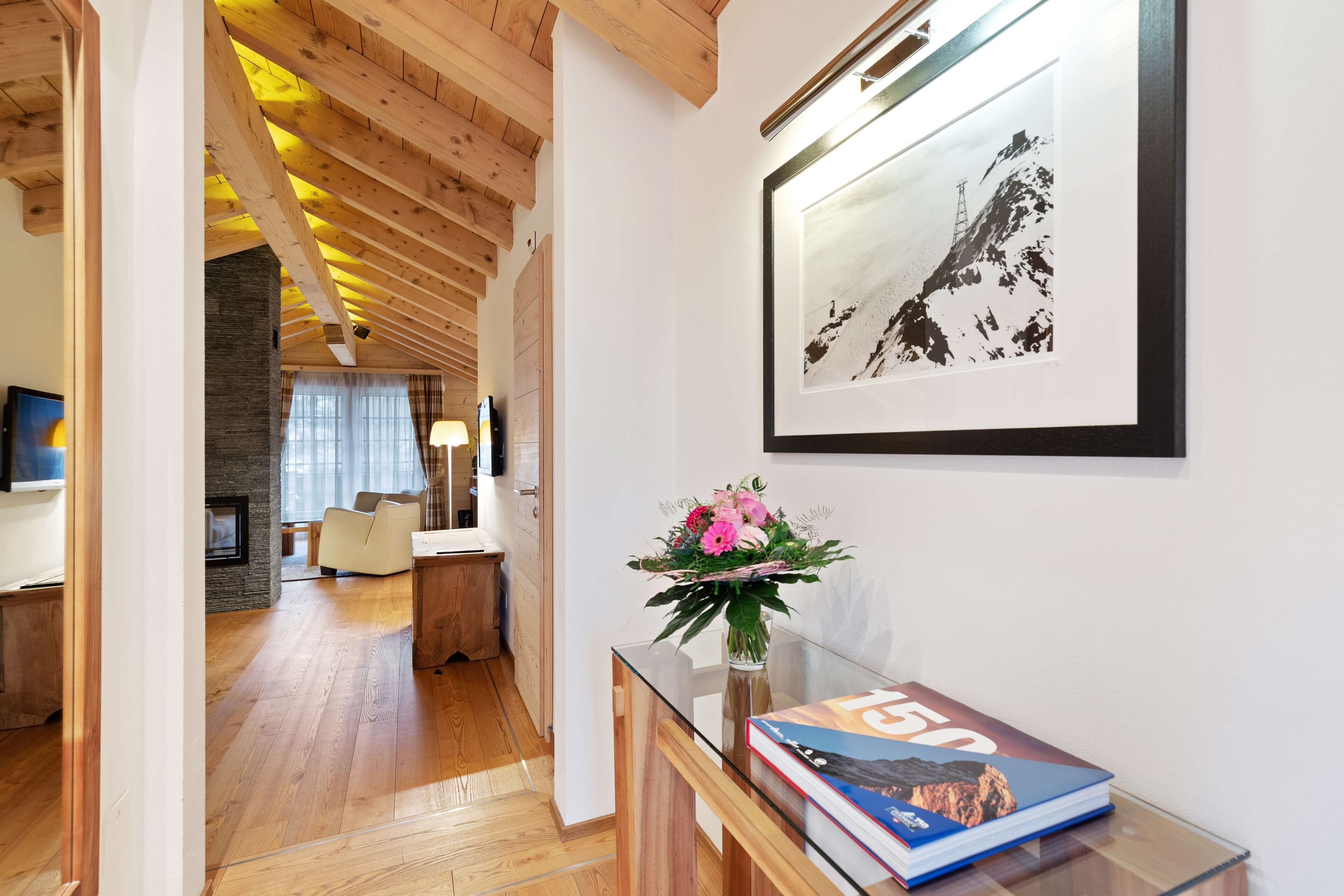 Photo - Grand Hotel Zermatterhof