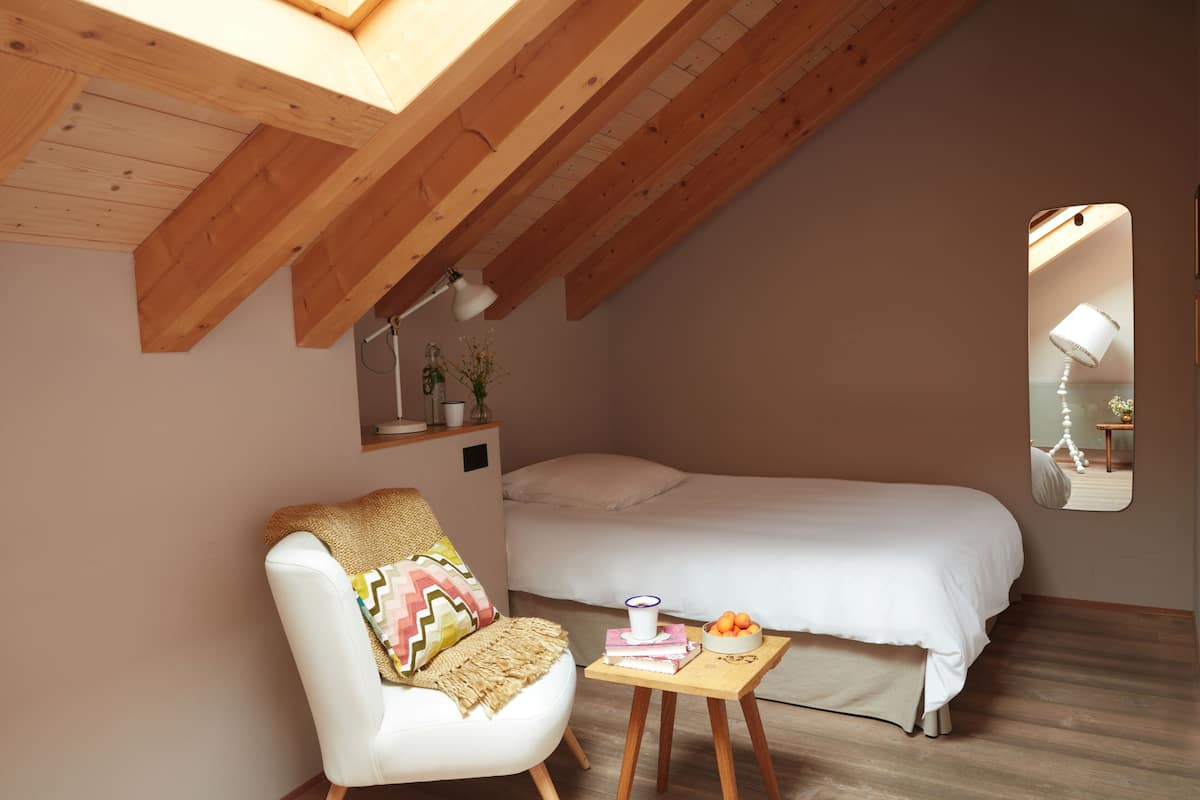 Habitación individual Premium | 1 habitación, ropa de cama de alta calidad y edredón