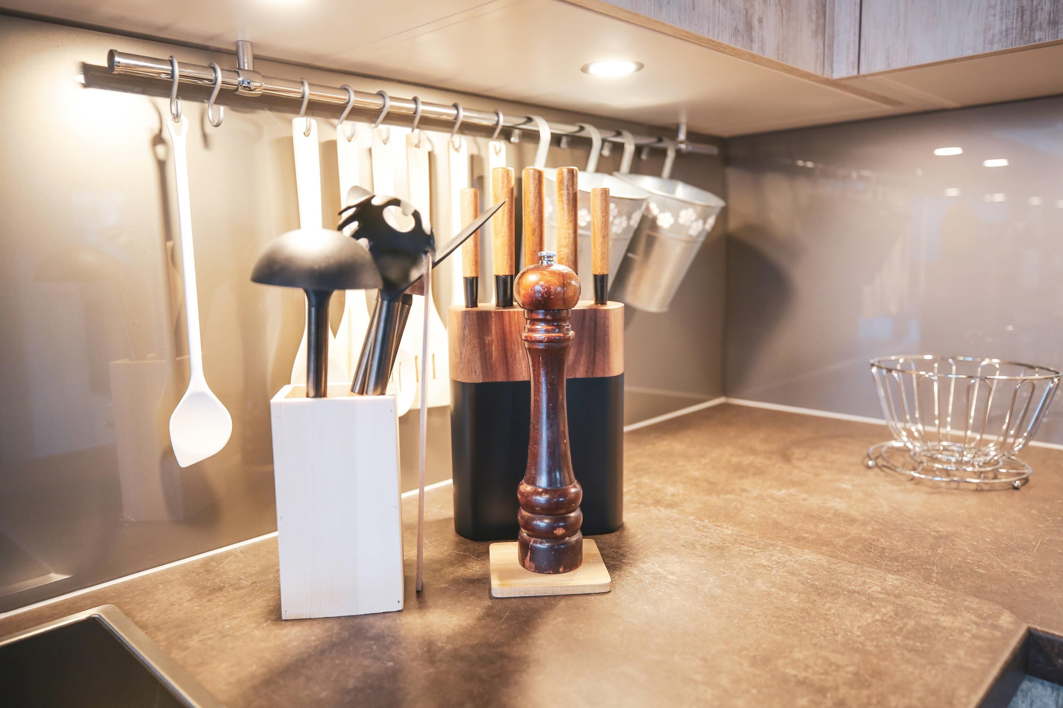 condo | private kitchen