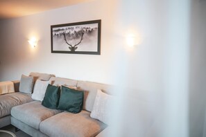 Leilighet | Oppholdsområde | TV