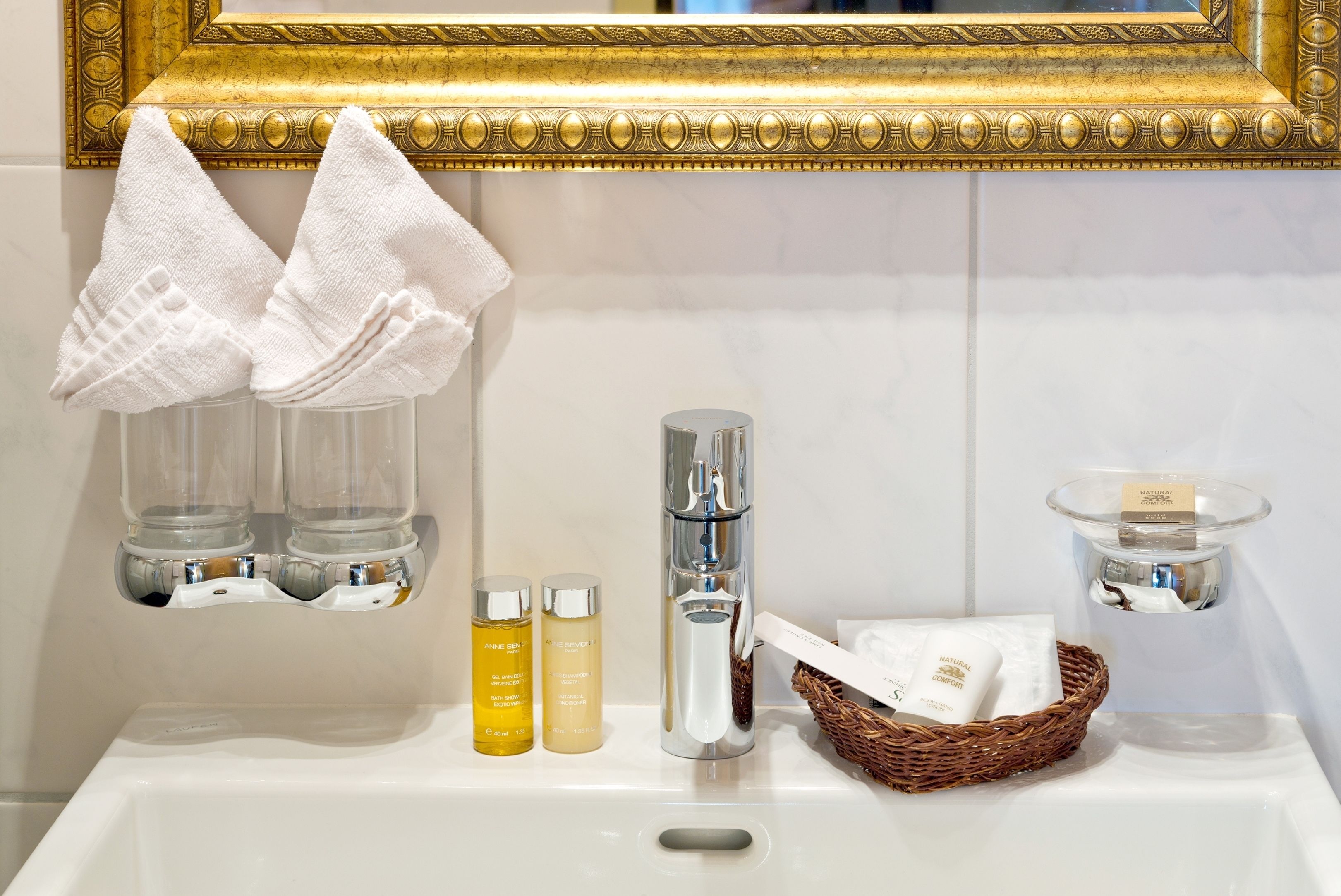 comfort single room, balcony, mountain view | bathroom | free toiletries, hair dryer, towels