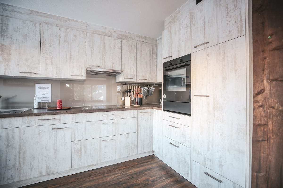 condo | private kitchen