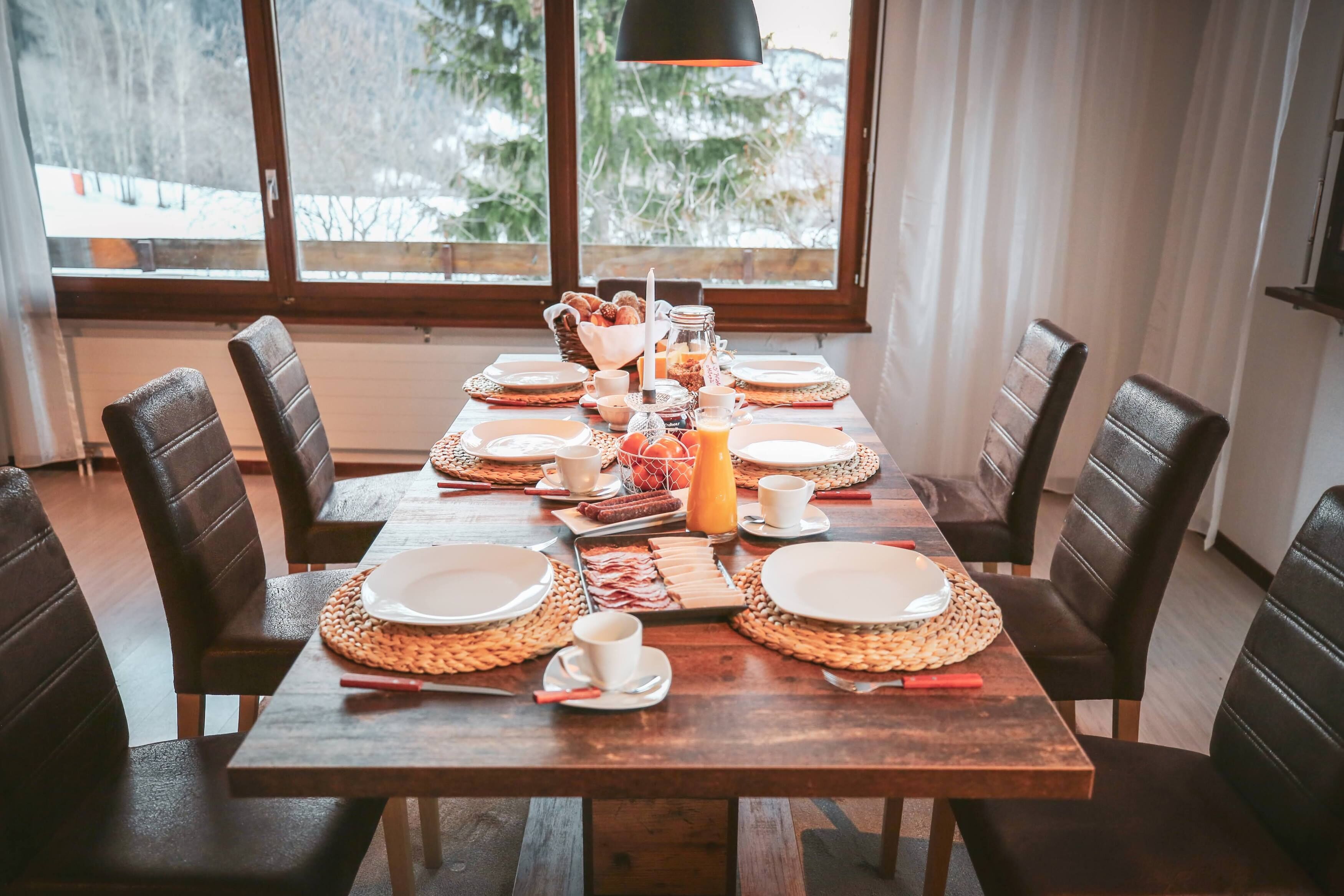 condo | in-room dining