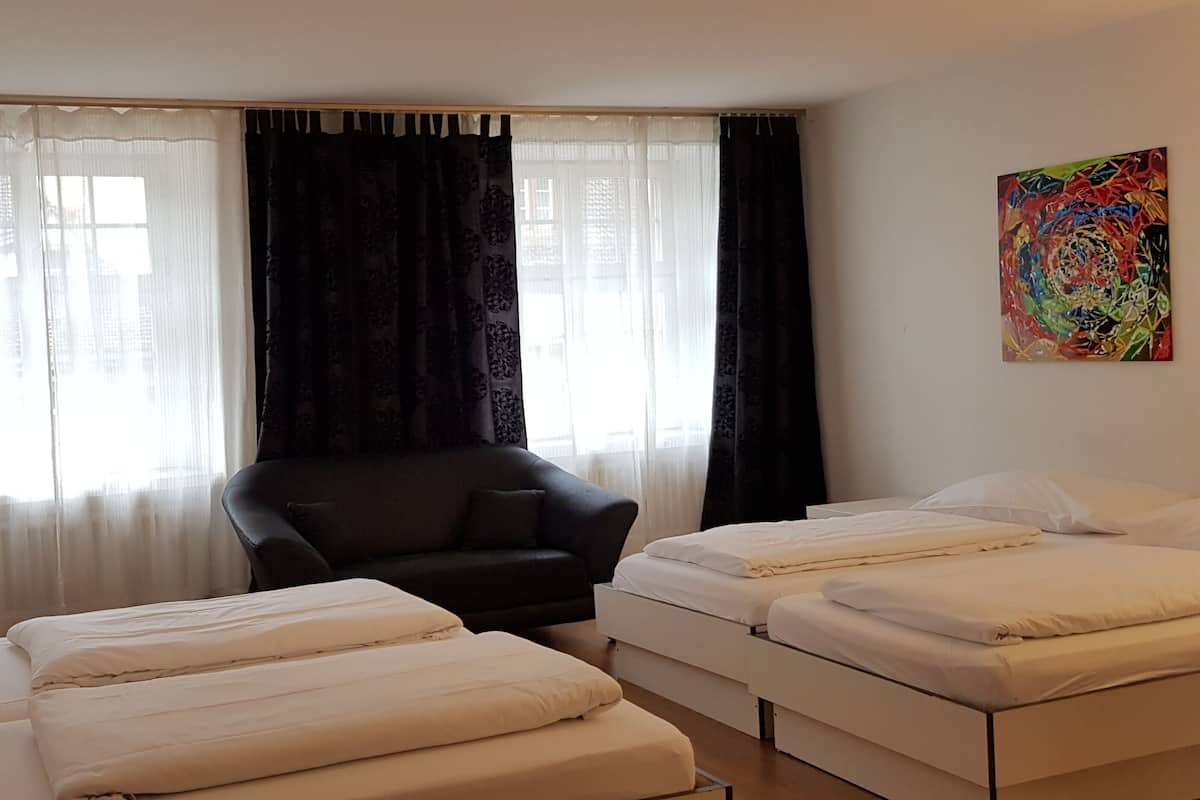 Familien-Vierbettzimmer