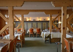 Free daily self-service breakfast  - Hotel Alpenruh (Mürren)