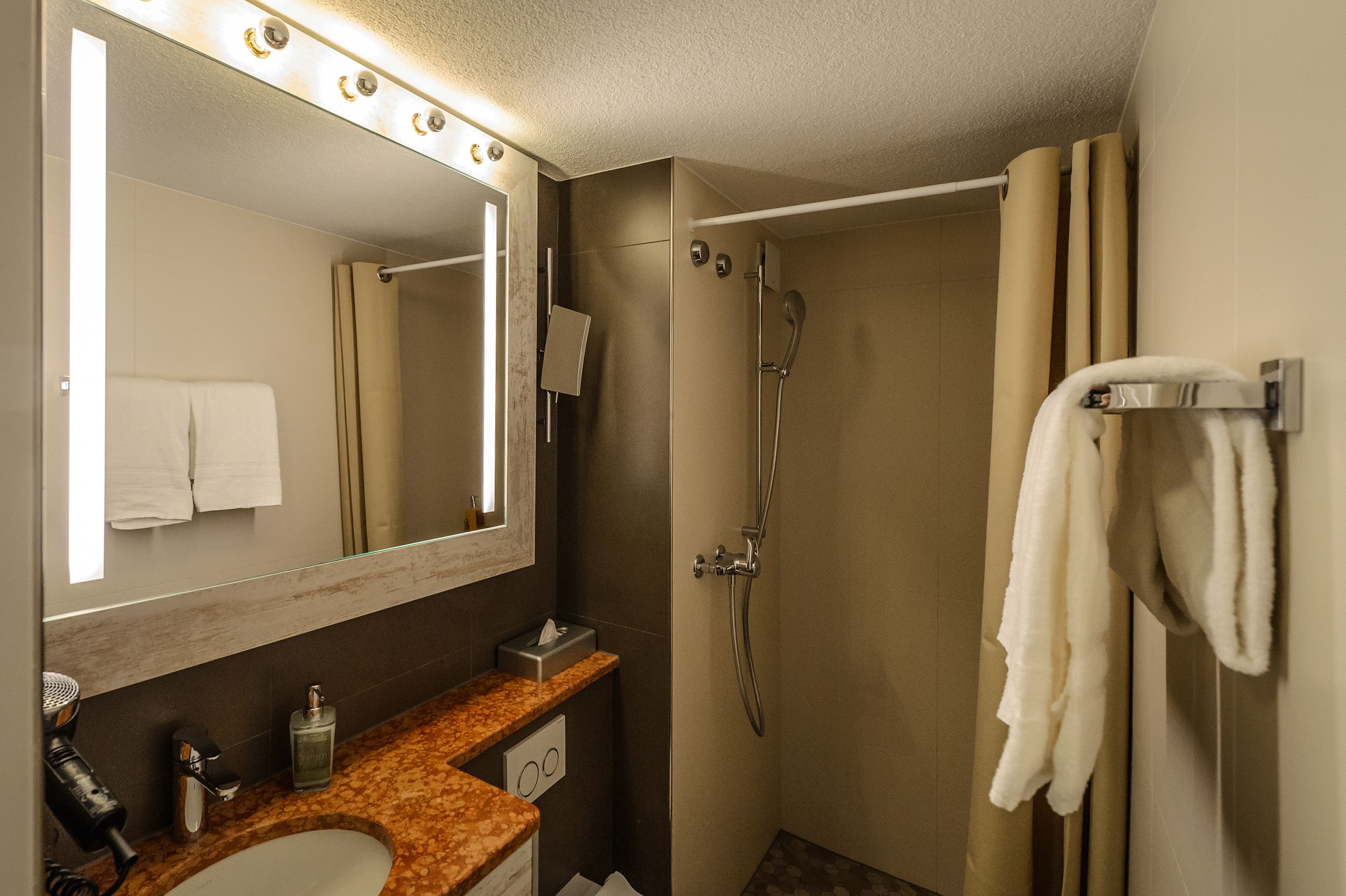 Photo - Hotel Alexander Zurich Old Town