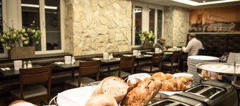 Alexander Guesthouse