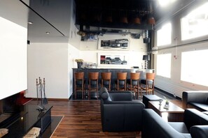 Lobby lounge, garden views, open select days - Bären Sigriswil (Sigriswil)