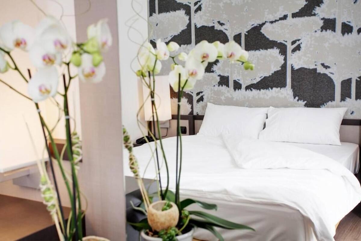 double or twin room | hypo-allergenic bedding, in-room safe, desk, blackout curtains