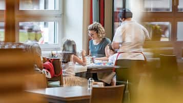 Servizio di pranzo e cena