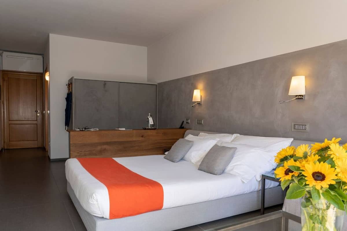 Junior-Suite, eingeschrÀnkter Seeblick