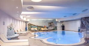 Sauna, hot tub, steam room, Turkish bath, body treatments, aromatherapy
