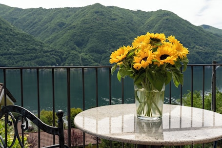 Honeymoon Suite Villa Olivo with Private Terrace and Lake View | Hypo-allergenic bedding, down comforters, in-room safe. Parco San Marco Lifestyle Beach Resort