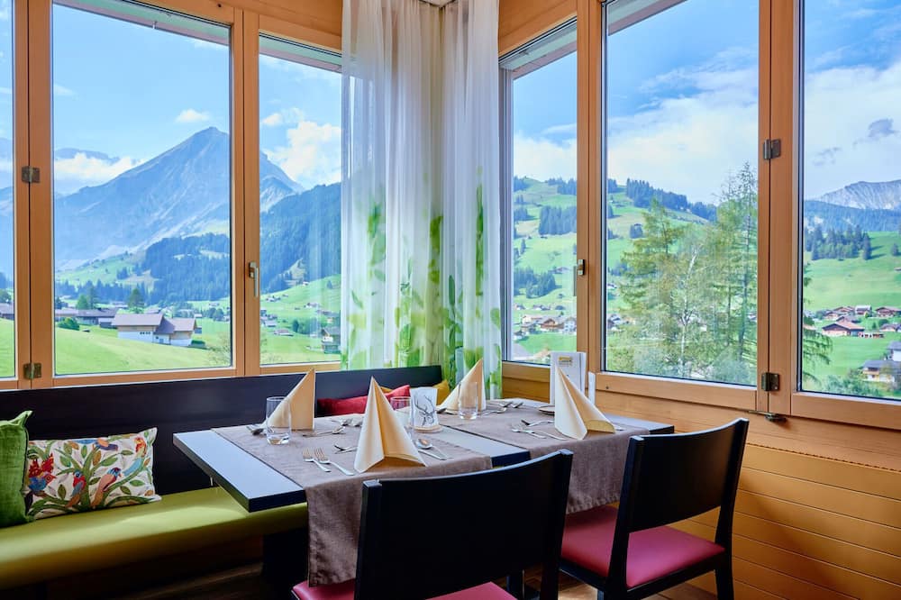 Ferien- und Familienhotel Alpina