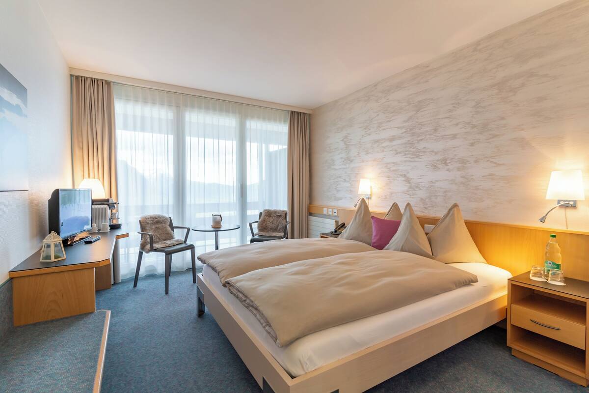 comfort double room | 1 bedroom, desk, free wifi, bed sheets