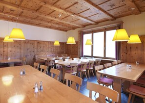 Lunch and dinner served, Regional cuisine