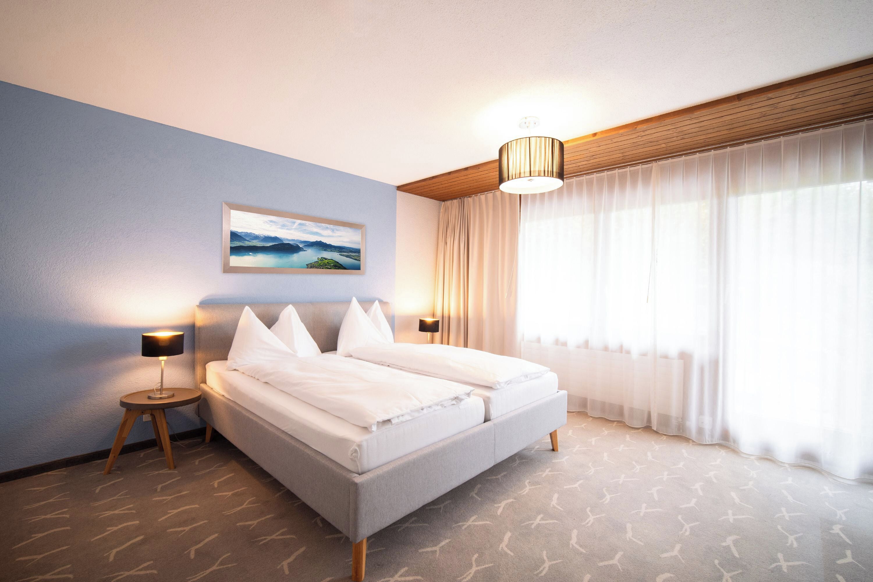 1 bedroom, desk, free wifi, bed sheets