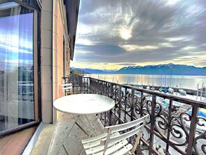 Deluxe Double Room, Balcony, Lake View | Balcony