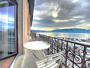 Deluxe Double Room, Balcony, Lake View | Balcony