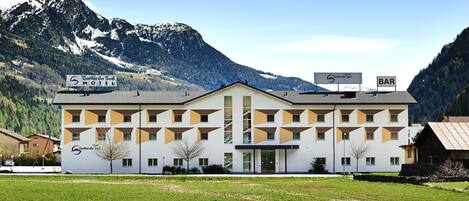 Façana frontal de l'allotjament