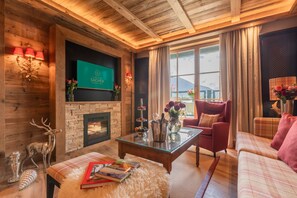 TV, heated floors