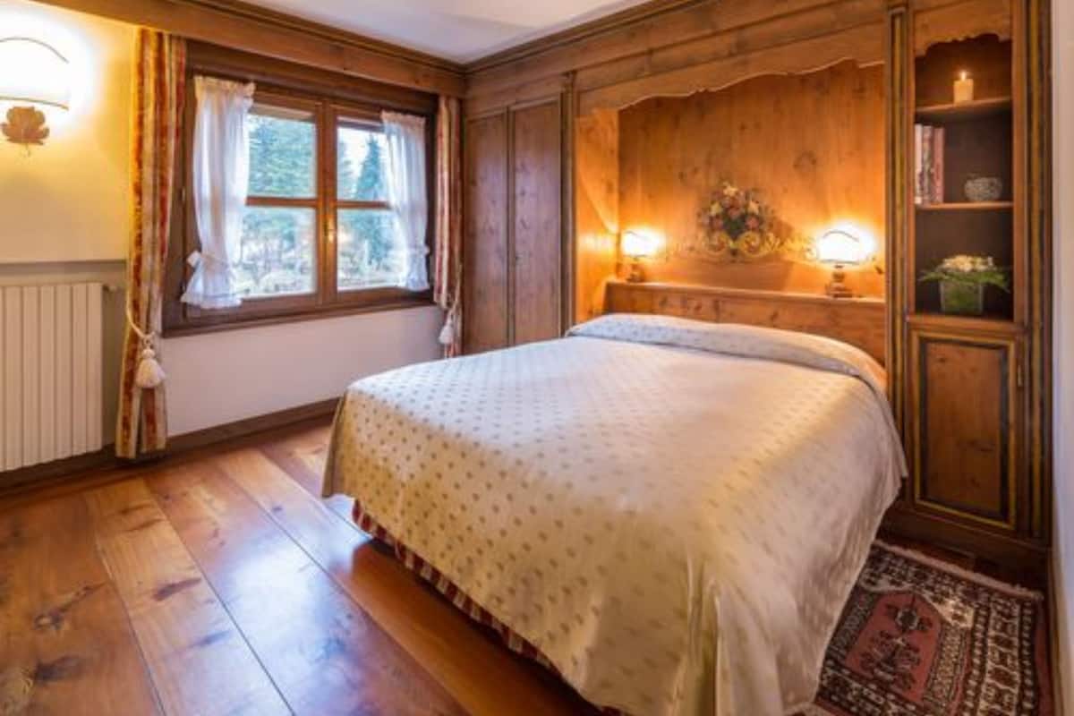 superior suite, 2 bedrooms, mountain view | premium bedding, down duvets, pillow-top beds, minibar