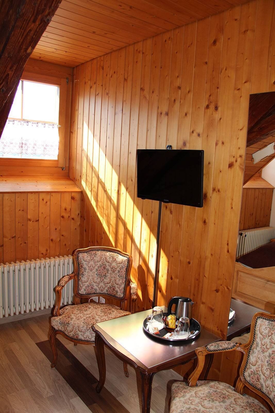 double room, mountain view | 1 bedroom, individually furnished, desk, iron/ironing board