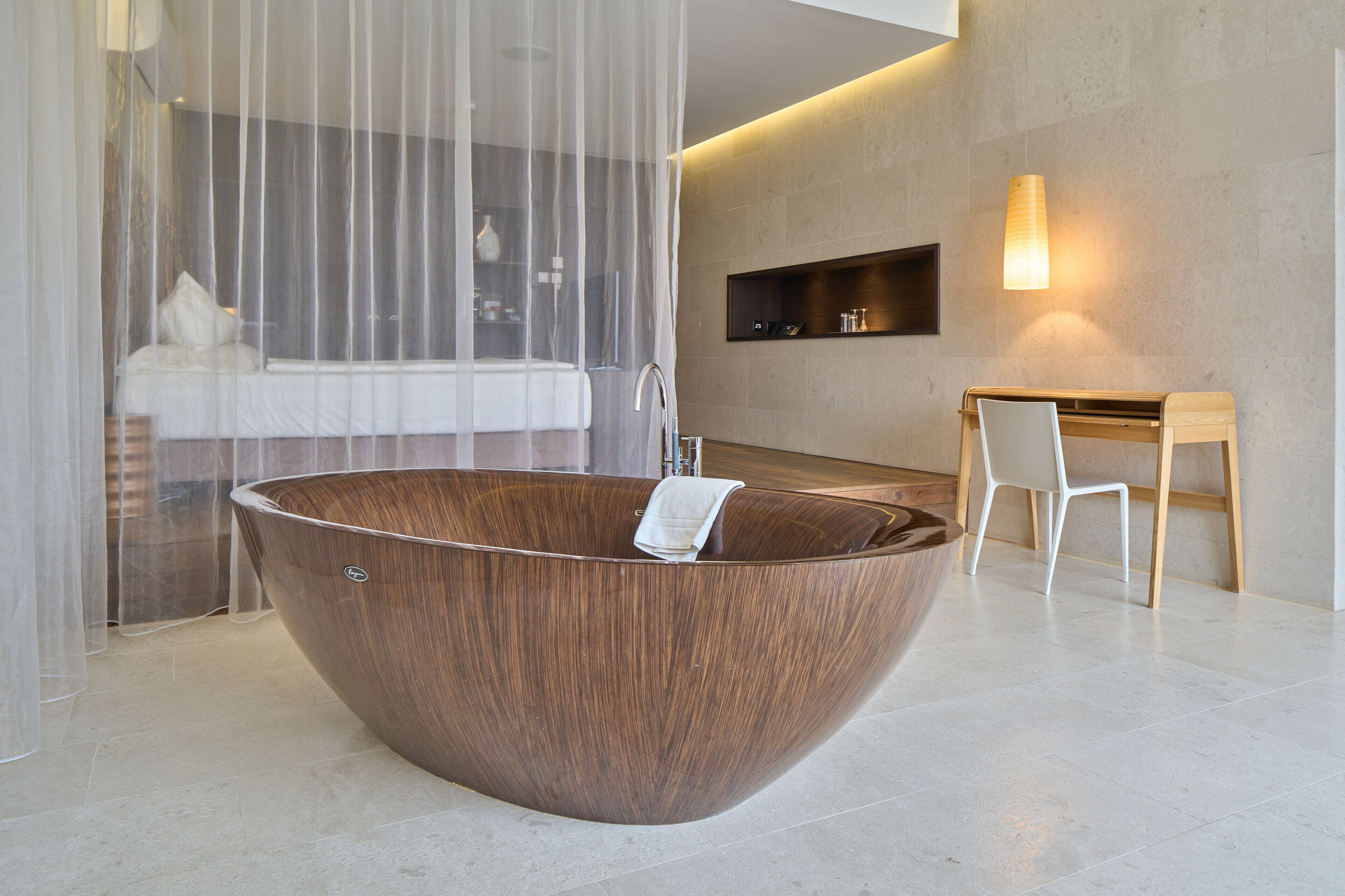 Suite Deluxe (Limmathof Baden Hotel & Private Spa, Badstrasse 20, CH-5408 Ennetbaden)