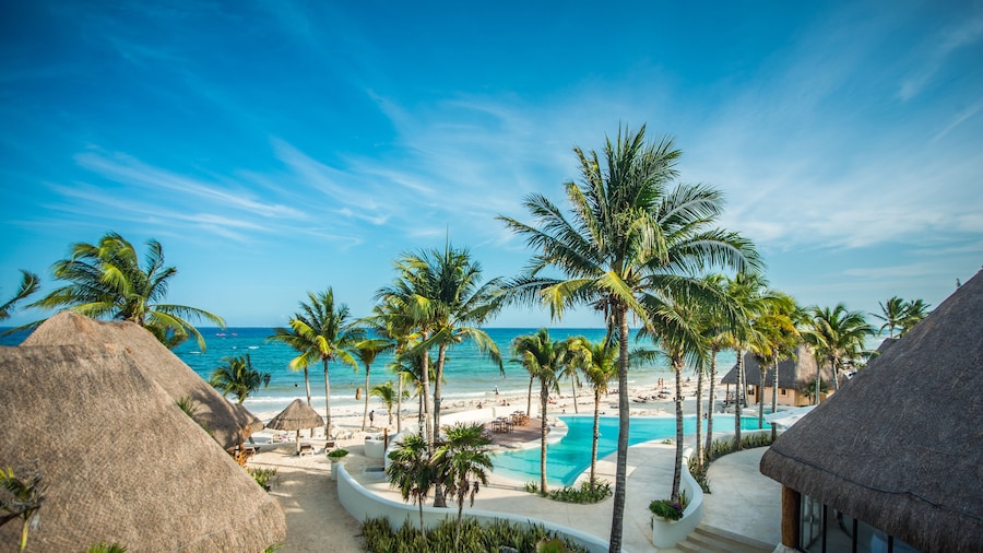 Mahekal Beach Front Resort & Spa