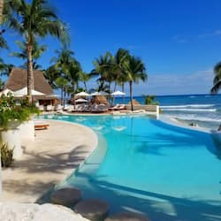 5 outdoor pools, open 7:00 AM to 7:00 PM, cabanas (surcharge)