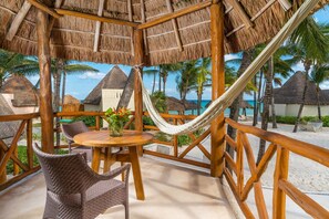 컴포트룸 | 고급 침구, 오리/거위털 이불, 셀렉트 컴포트 침대, 미니바