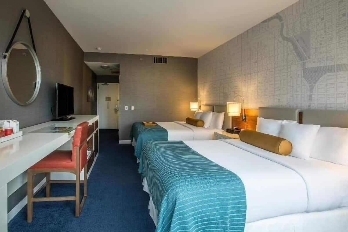 Hochwertige Bettwaren, Pillowtop-Betten, Minibar, Zimmersafe