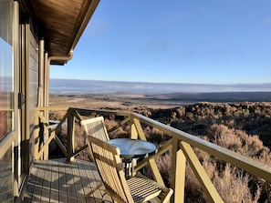 Chambre, Plusieurs lits (Ngauruhoe) | Vue du balcon