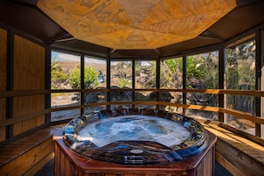 Tina de hidromasaje interior