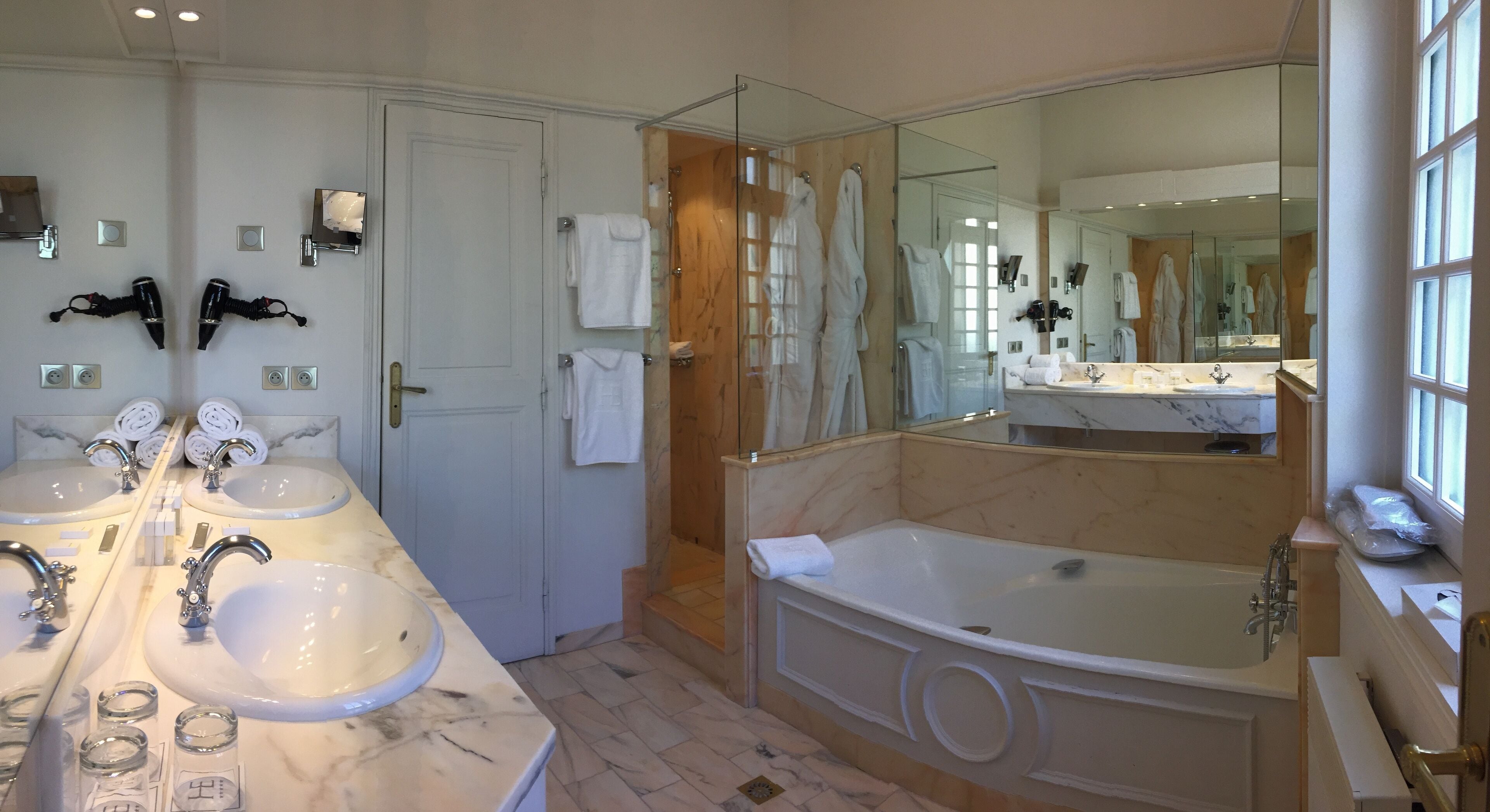 free toiletries, hair dryer, bathrobes, bidet