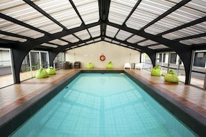 Piscine couverte