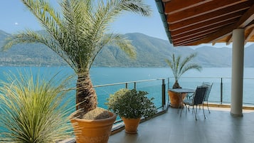 Chambre Double, vue lac, dans les dépendances | Coffres-forts dans les chambres, bureau, chambres insonorisées