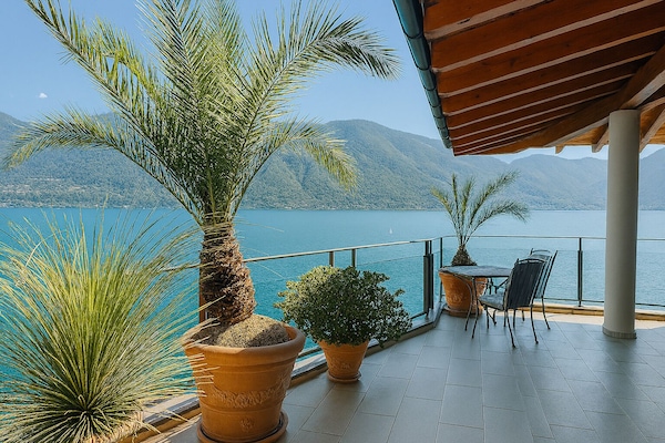 Double Room, Lake View, Annex Building | In-room safe, desk, soundproofing, free WiFi