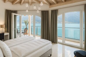 Habitació doble, vistes al llac, edifici annex | Caixa forta a l'habitació, escriptori i habitacions insonoritzades 