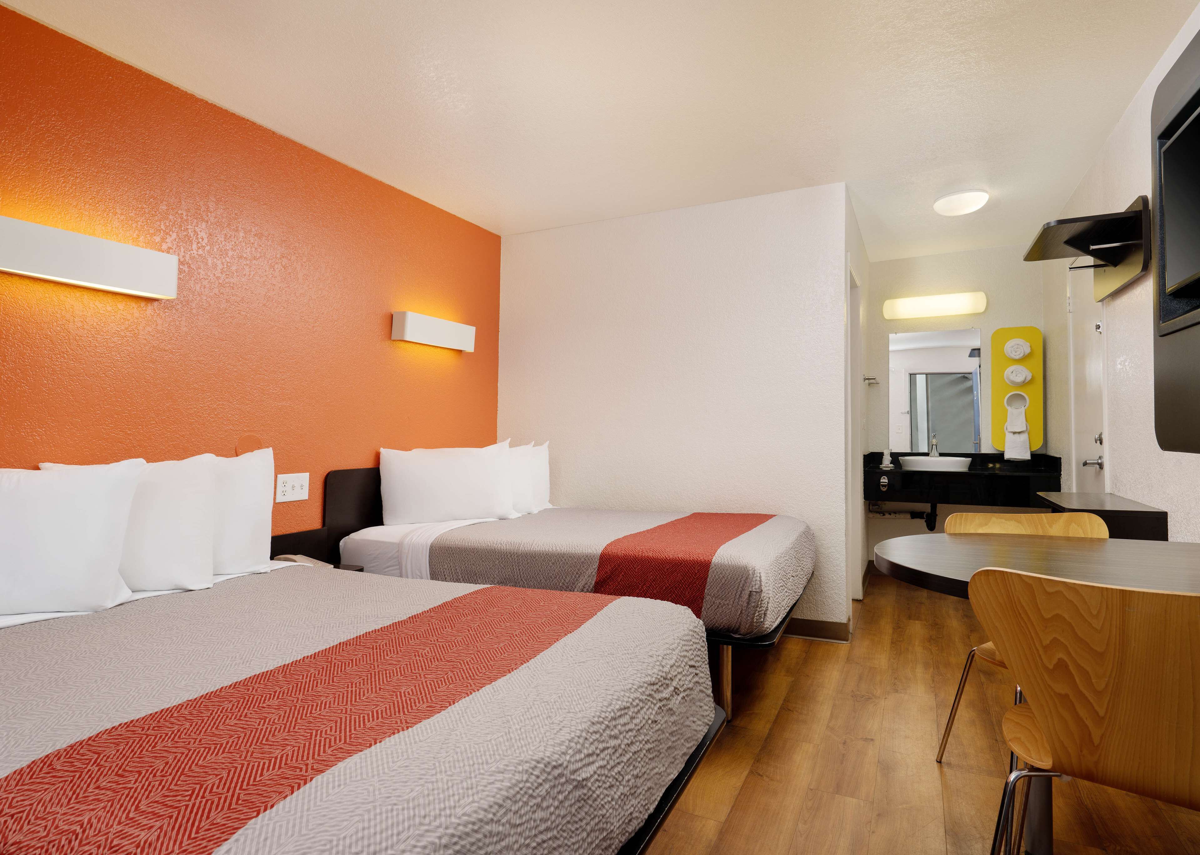 Photo - Motel 6-Camarillo, CA