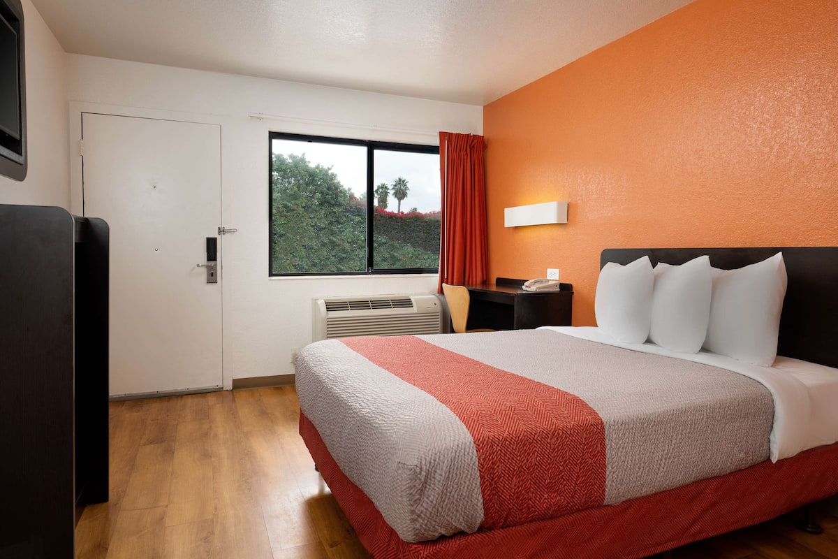 Wi-fi (inkludert) og sengetøy