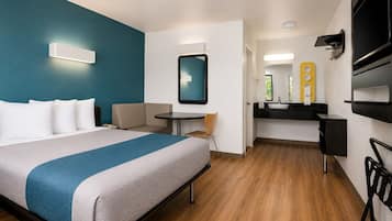 Chambre Standard, 1 grand lit, non-fumeur | Accès au Wi-Fi (inclus), literie fournie