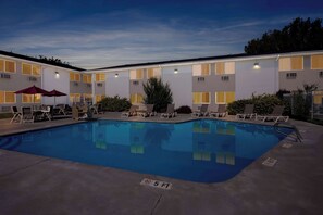 Seasonal outdoor pool