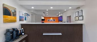 Motel 6 Columbus, GA